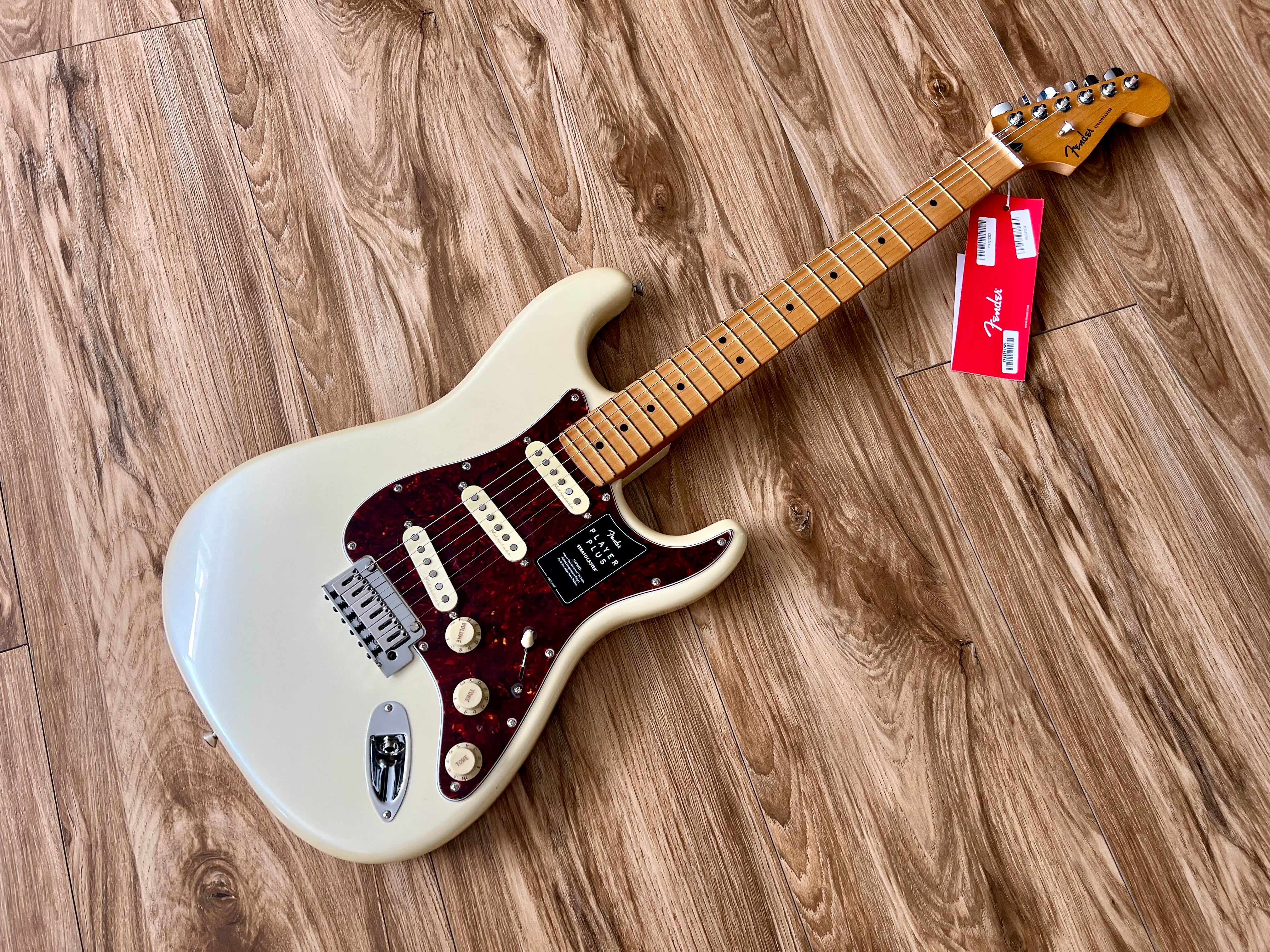 Player Plus Stratocaster Olympic Pearl