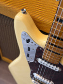 Vintera II '70s Jaguar Vintage White B-Stock