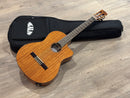 Kala Guitarra de Nylon Solid Mahogany Thinline