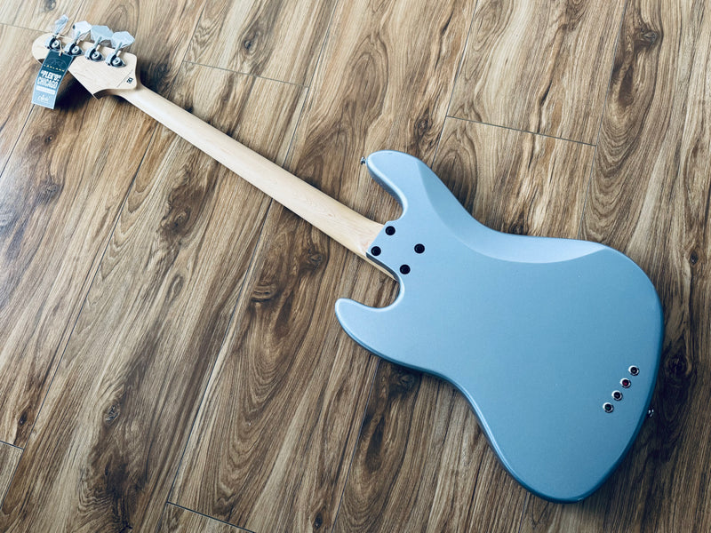 Lakland 4460 Vintage J Custom Ice Blue Maple