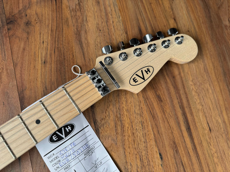 EVH Striped Series White/Black