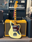 Vintera II '70s Jaguar Vintage White B-Stock