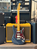 American Professional Classic Stratocaster HSS Faded Black
