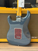 American Professional Classic Stratocaster HSS Faded Black