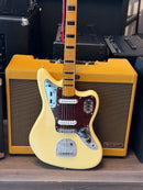 Vintera II '70s Jaguar Vintage White B-Stock