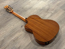 Kala Guitarra de Nylon Solid Mahogany Thinline