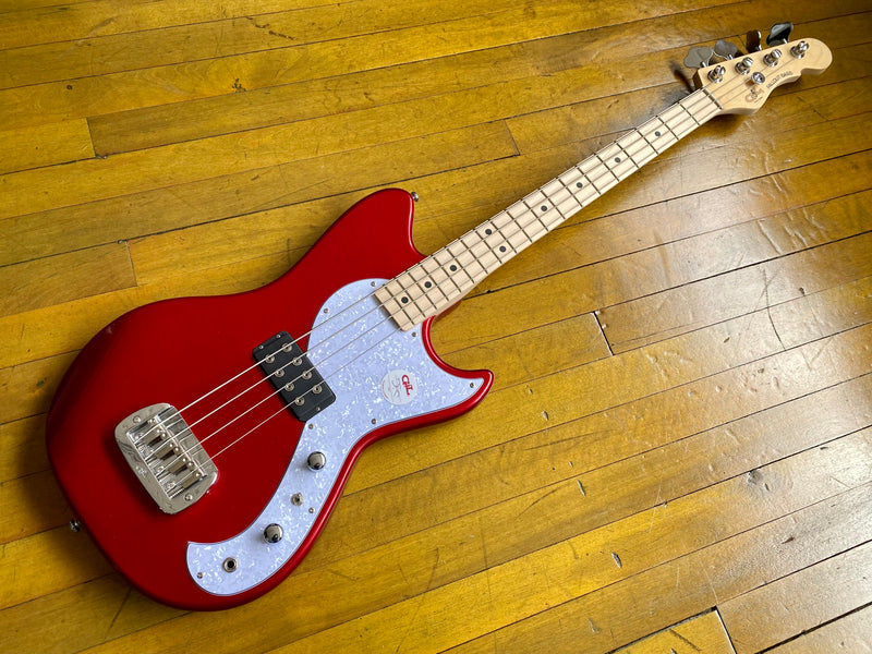 G&L Trib Fallout Bass Candy Apple Red